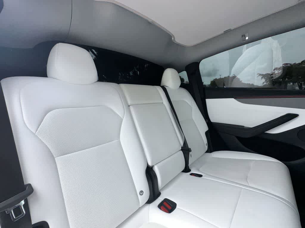 Used 2026 Tesla Model Y Long Range RWD image 26