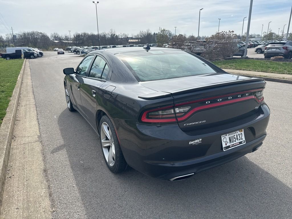 Used 2016 Dodge Charger R/T image 4