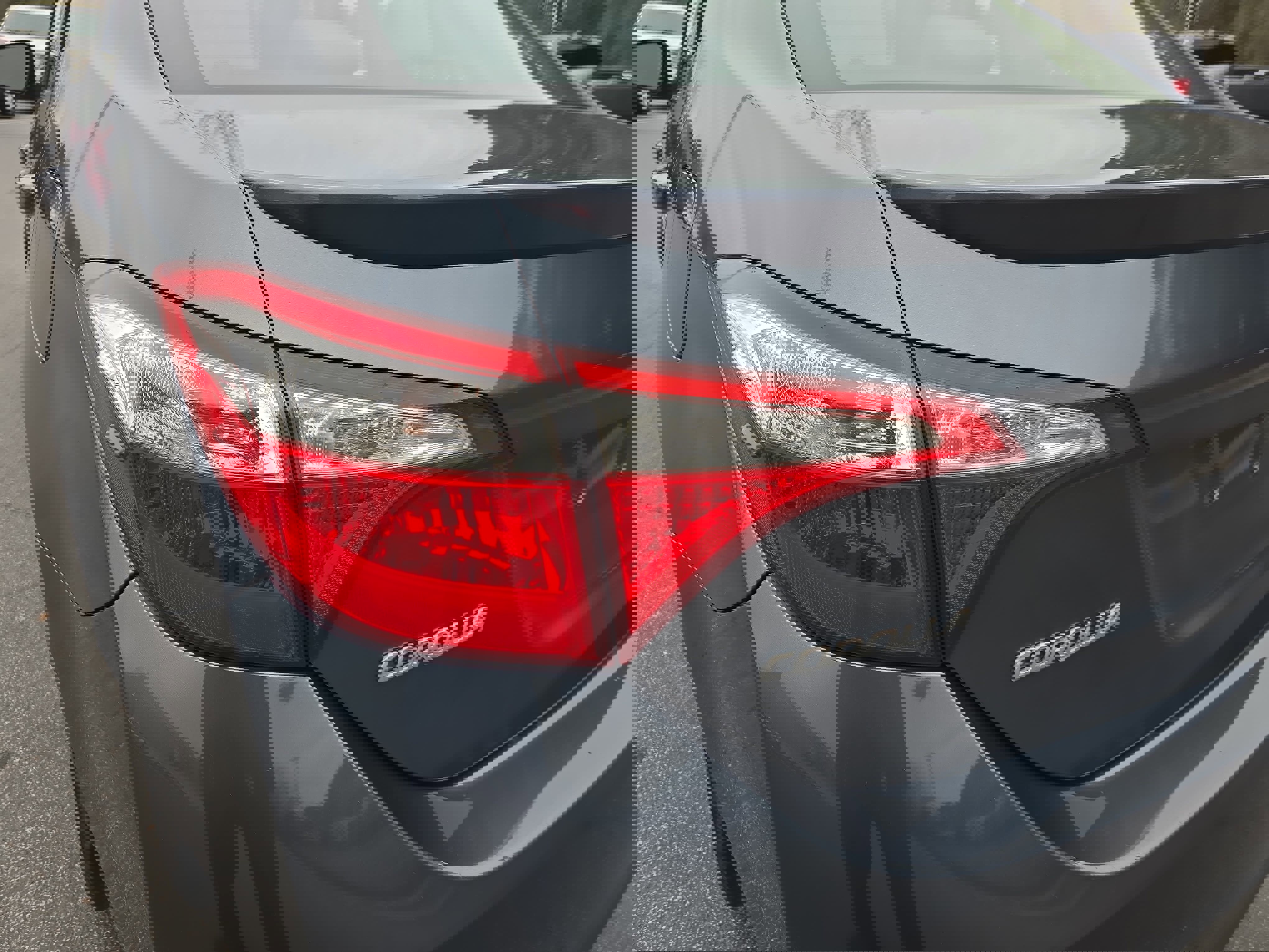 Used 2014 Toyota Corolla LE image 35