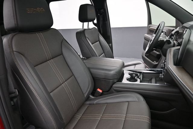 Used 2025 Chevrolet Tahoe High Country AWD/4WD image 22