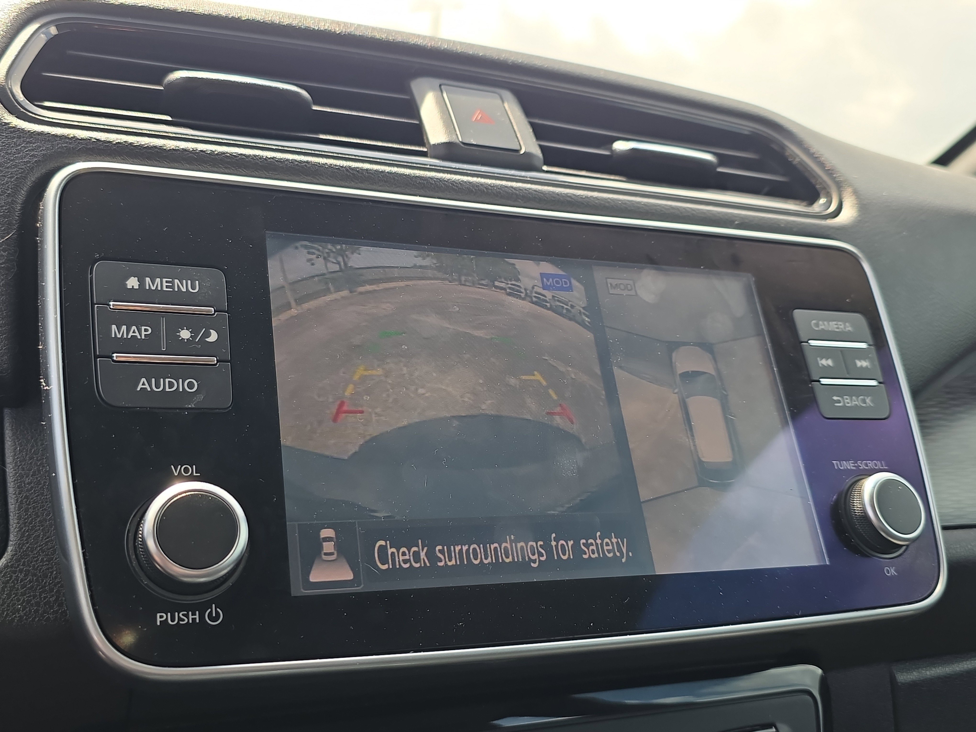 Used 2020 Nissan Leaf SL Plus image 28