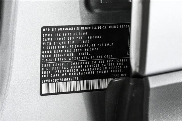 Used 2024 Volkswagen Taos SE image 25