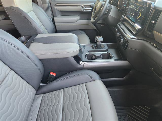 Used 2025 Chevrolet Silverado 1500 ZR2 w/ ZR2 Bison Edition image 11