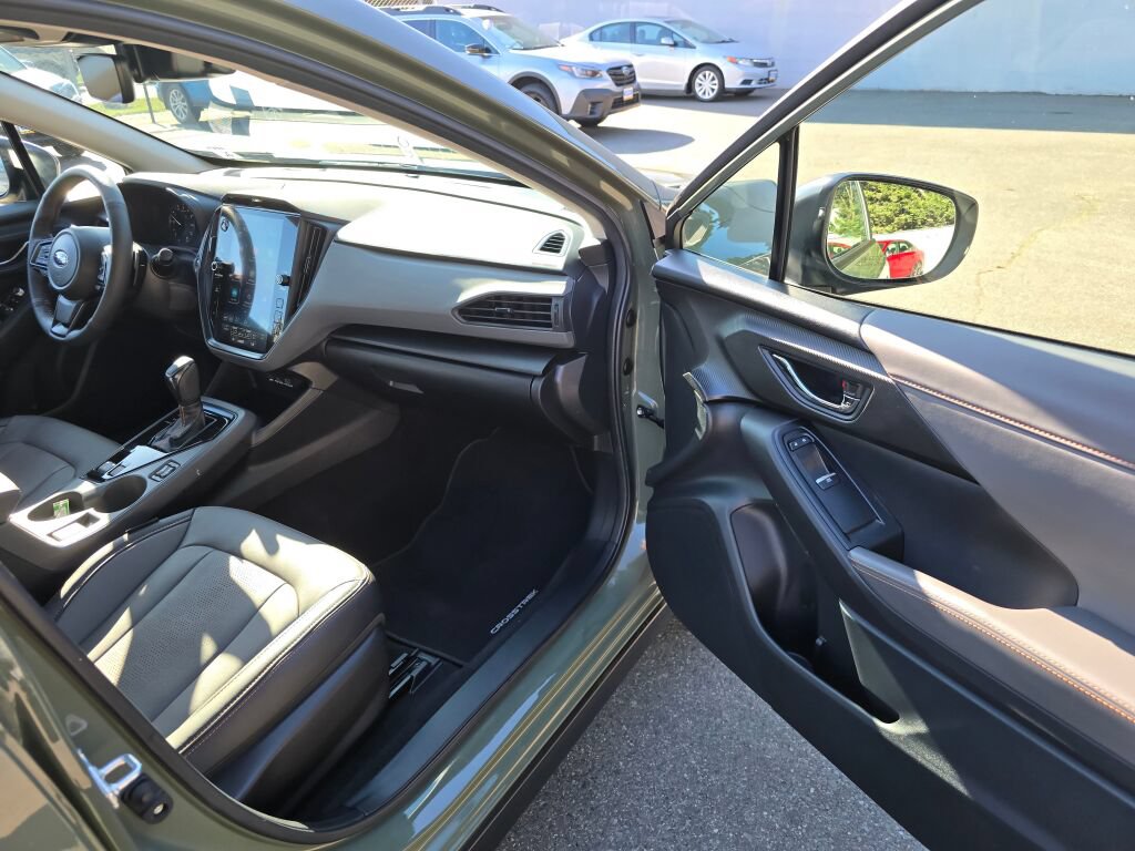 Certified 2026 Subaru Crosstrek 2.5i Limited w/ Crosstrek Mirror Package AWD/4WD image 10