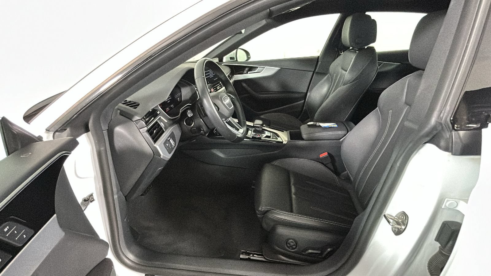 Used 2025 Audi A5 2.0T Premium Plus AWD/4WD image 12