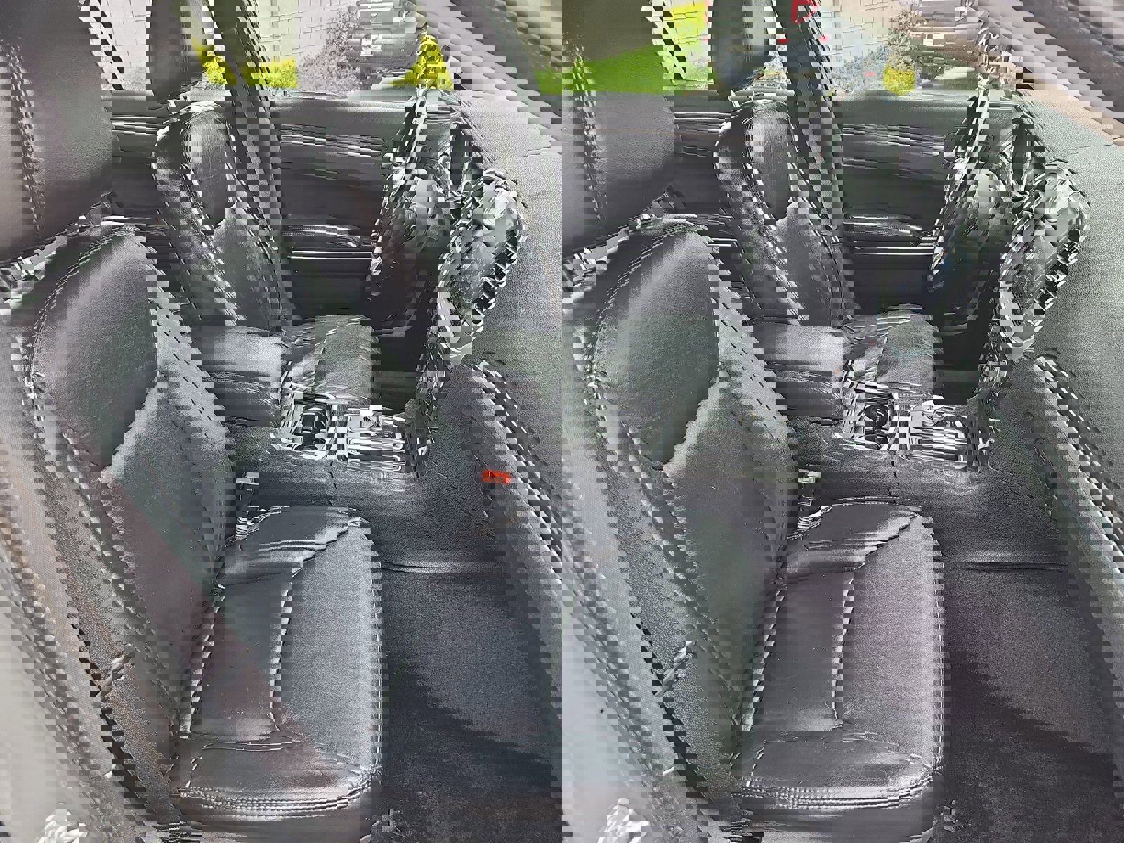 Used 2017 Chrysler 300 Limited image 9