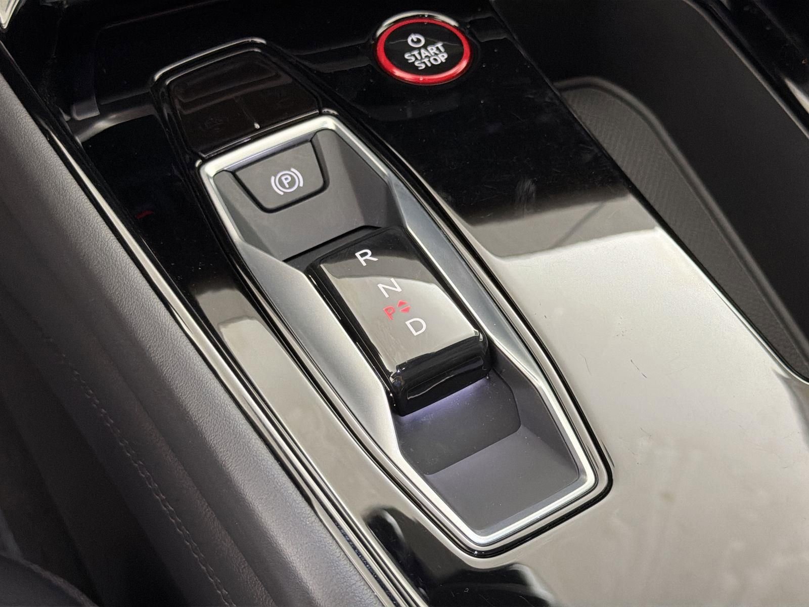 Used 2023 Audi e-tron GT Premium Plus image 16