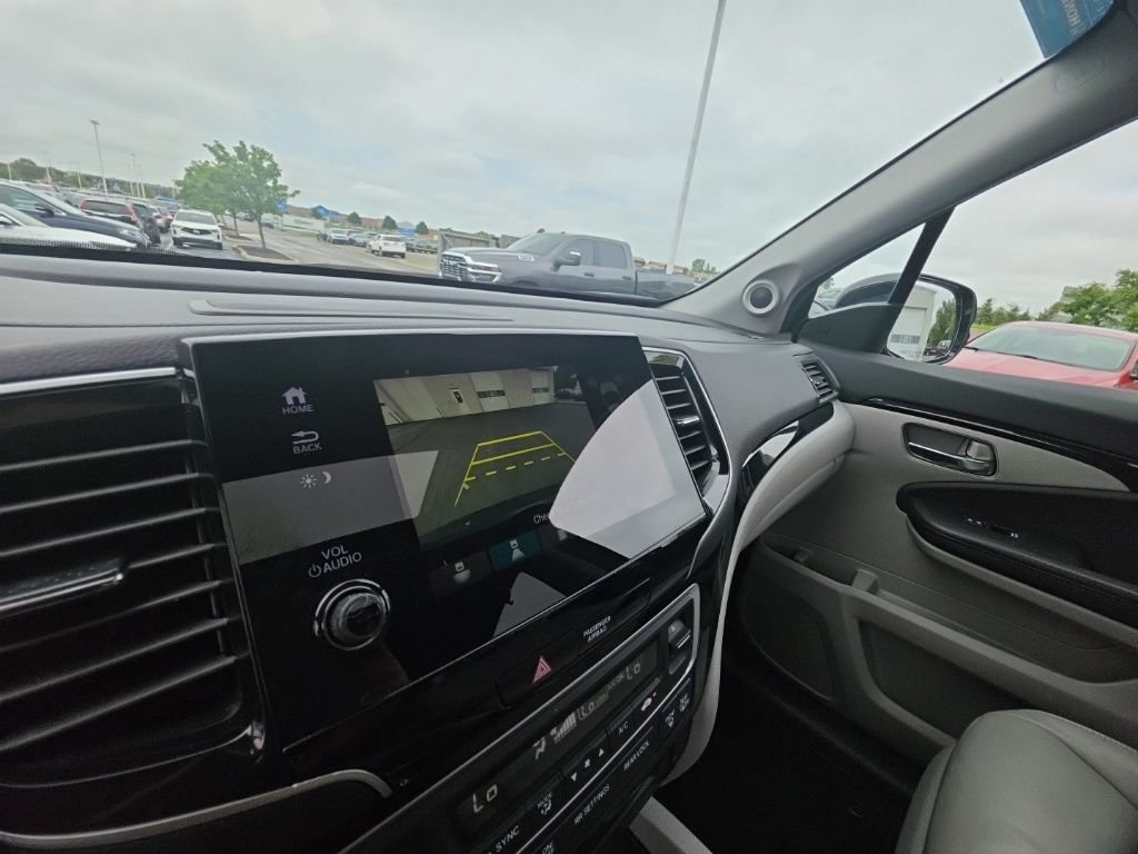 Certified 2019 Honda Pilot Touring image 20