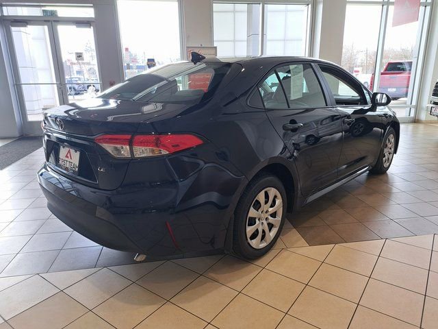 Used 2026 Toyota Corolla LE image 7