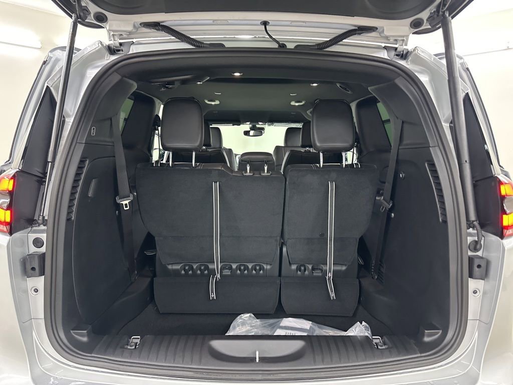 New 2026 Chrysler Pacifica Select image 23