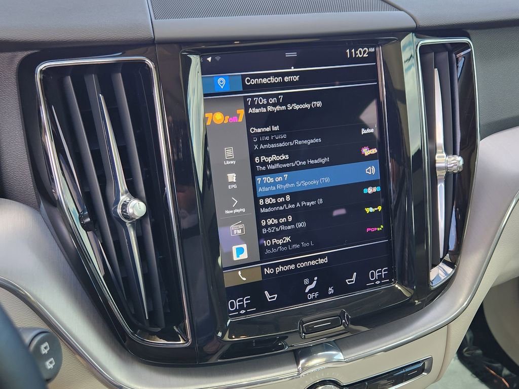 Used 2021 Volvo XC60 T5 Momentum image 8