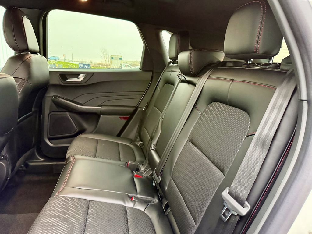 New 2026 Ford Escape ST-Line w/ Tech Pack #1 image 11