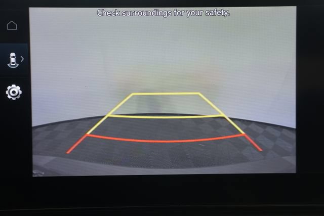 Used 2023 Hyundai Elantra SEL FWD image 18