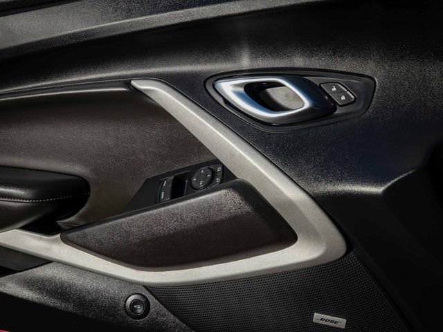 Used 2021 Chevrolet Camaro LT w/ RS Package image 25