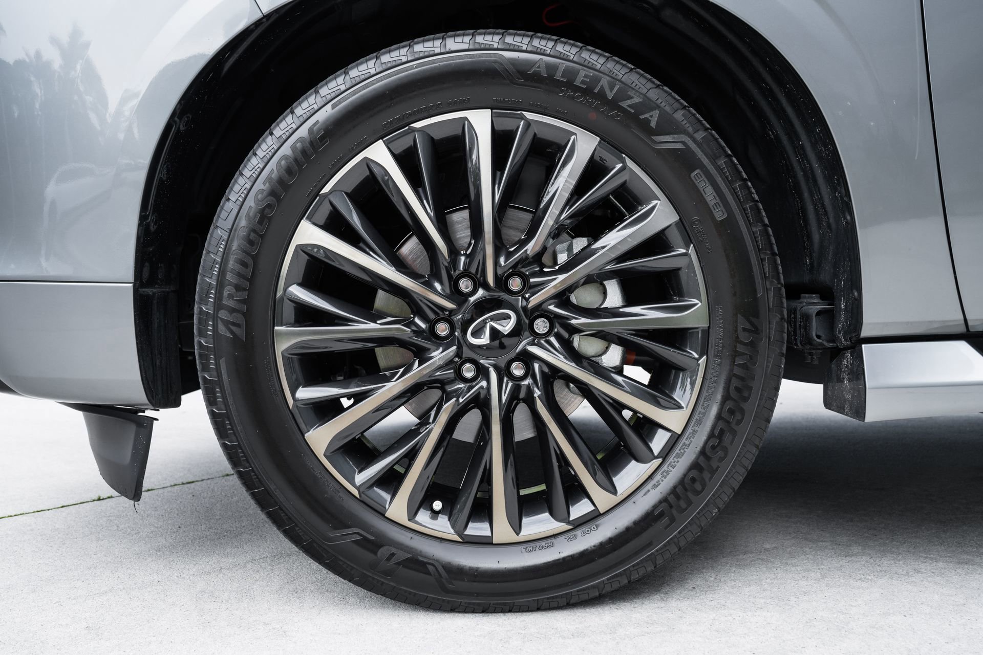 Certified 2025 INFINITI QX80 Autograph AWD/4WD image 29