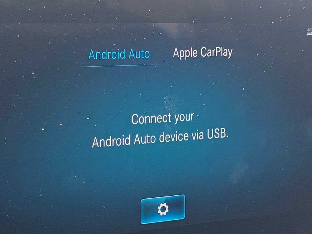 Used 2020 Mercedes-Benz GLC 300 4MATIC image 5