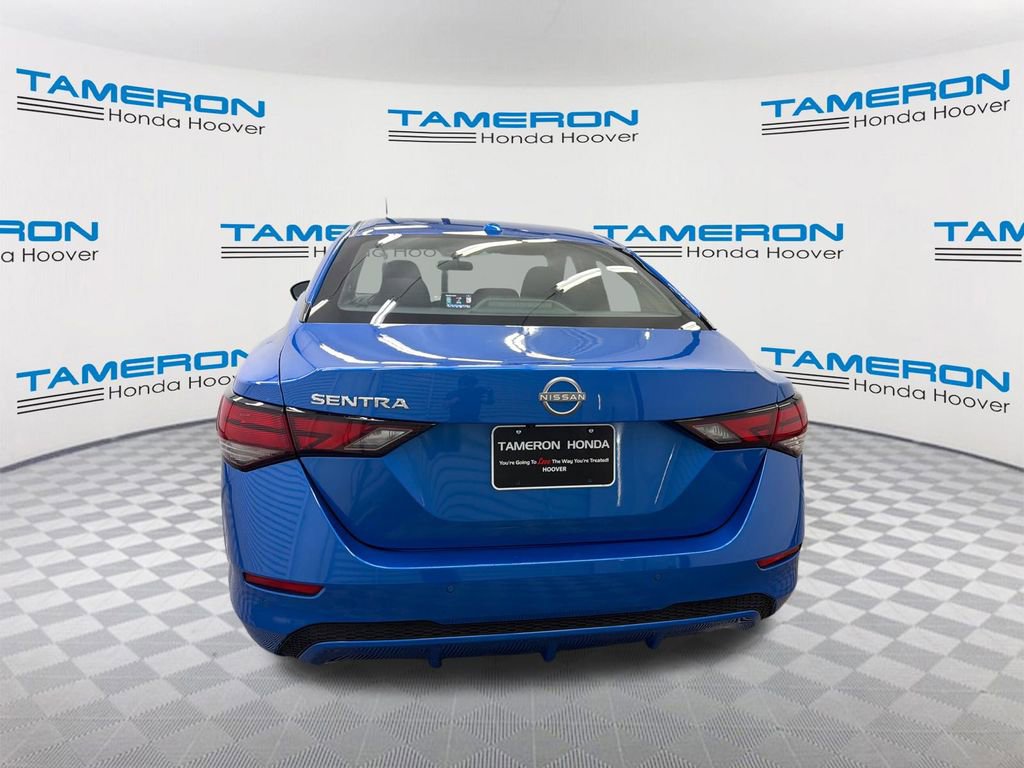 Used 2025 Nissan Sentra SV FWD image 4