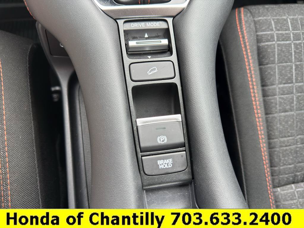 Certified 2025 Honda HR-V Sport image 18