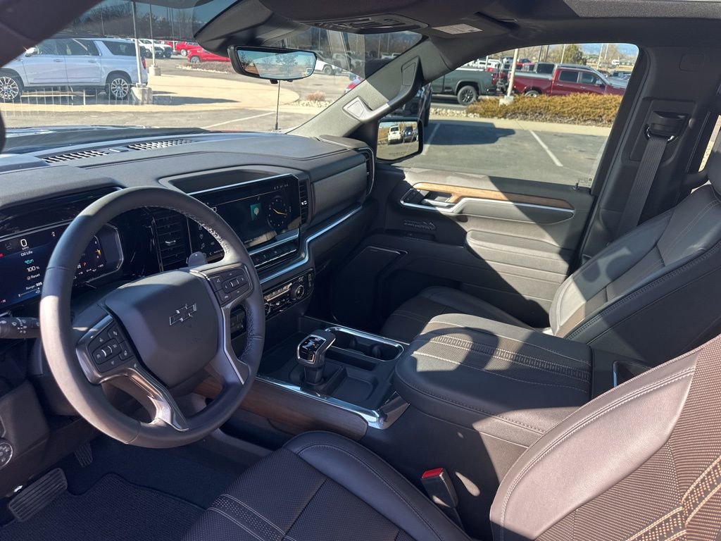 Used 2026 Chevrolet Silverado 1500 High Country w/ Midnight Edition image 14