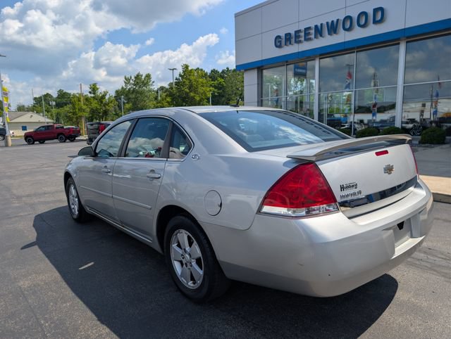 Used 2008 Chevrolet Impala LT w/ Luxury Edition Package FWD image 3