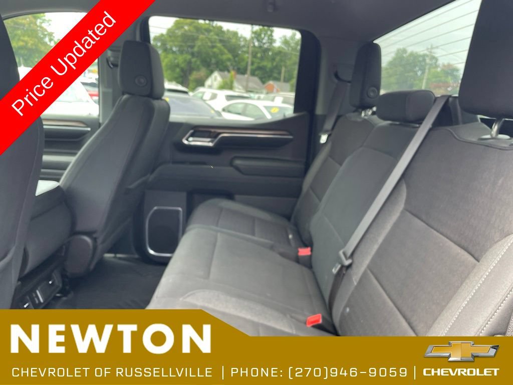 Used 2024 Chevrolet Silverado 1500 LT AWD/4WD image 33