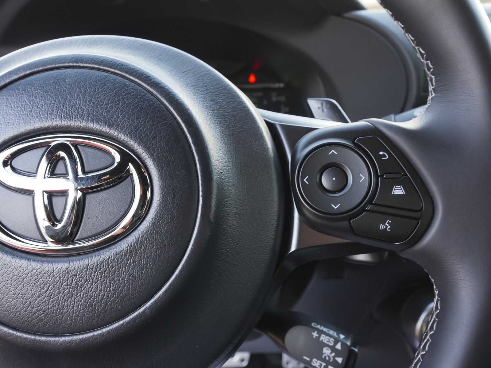 Used 2025 Toyota GR86 Premium image 17