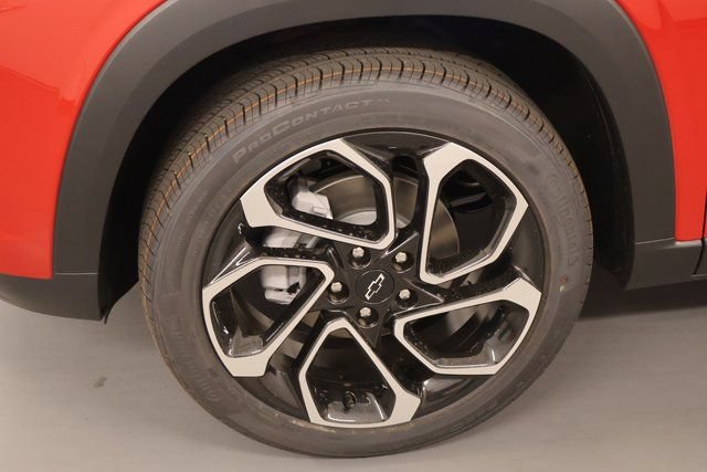 New 2026 Chevrolet Trax RS w/ Driver Confidence Package FWD image 8