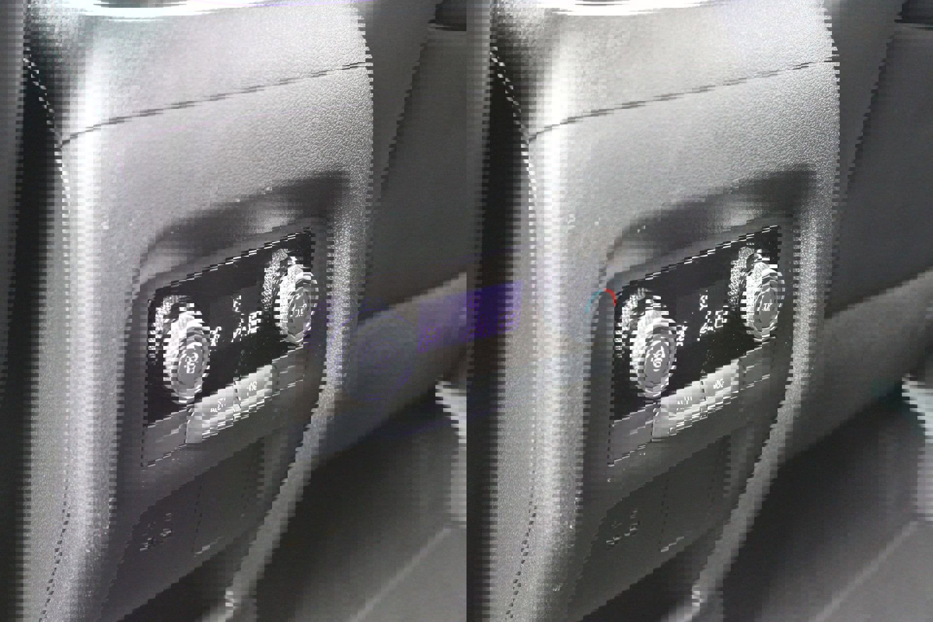 Used 2025 Buick Enclave Preferred image 20