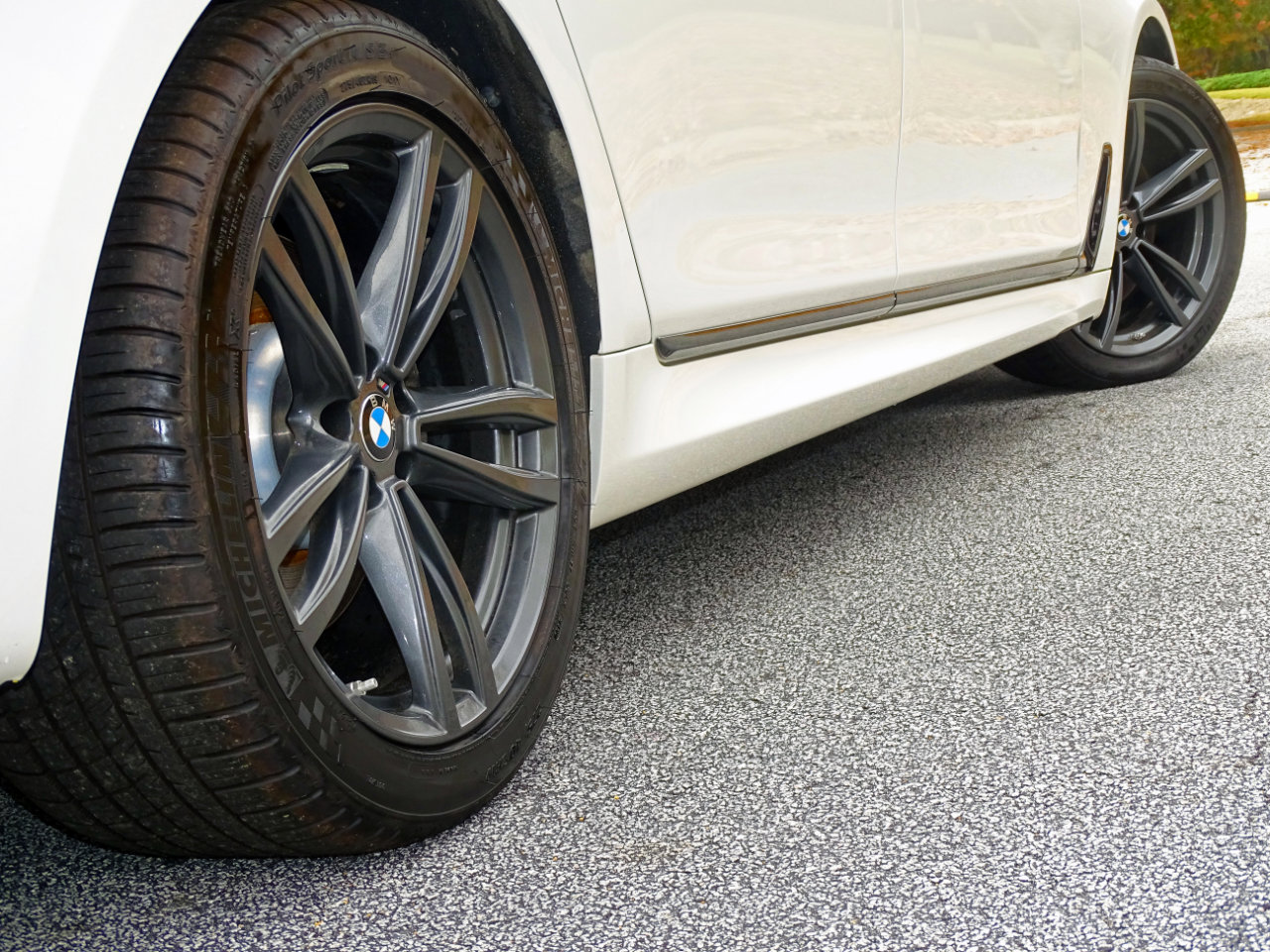 Used 2018 BMW 750i image 14
