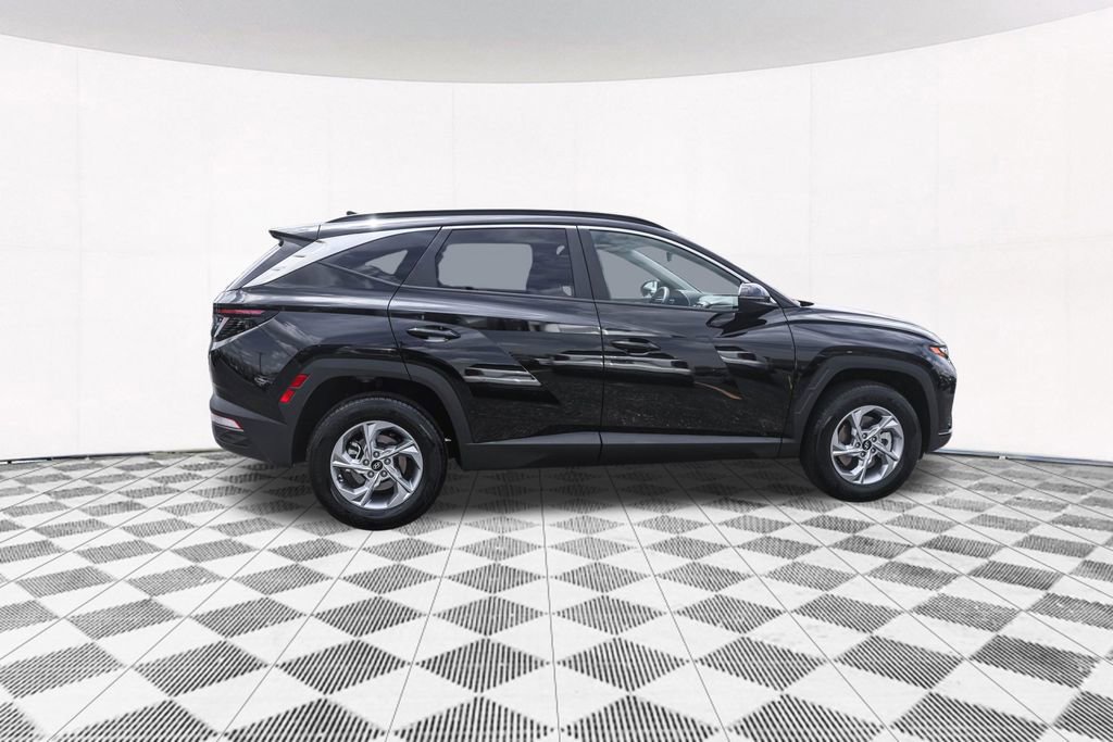 Certified 2023 Hyundai Tucson SEL AWD/4WD image 10