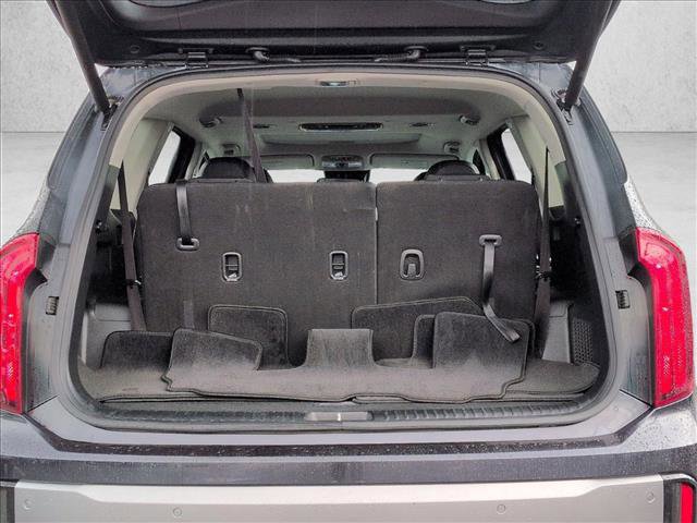 Used 2025 Kia Telluride S image 6