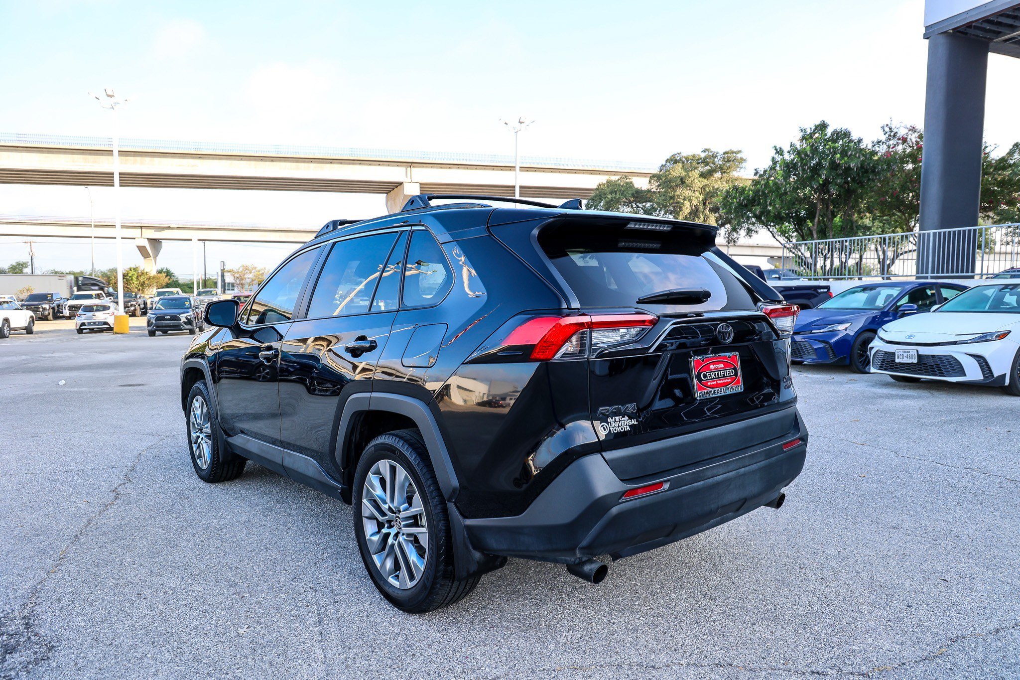 Certified 2025 Toyota RAV4 XLE Premium w/ Weather Package AWD/4WD image 9