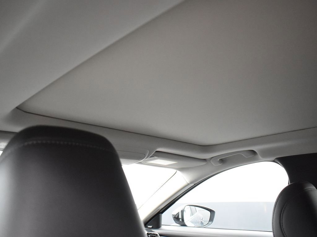 Certified 2025 MAZDA CX-50 2.5 Hybrid w/ Premium Plus Pkg image 23