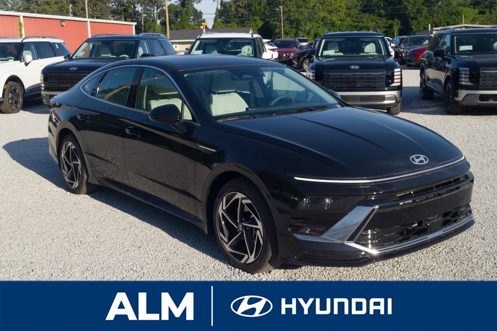 New 2026 Hyundai Sonata SEL FWD image 4