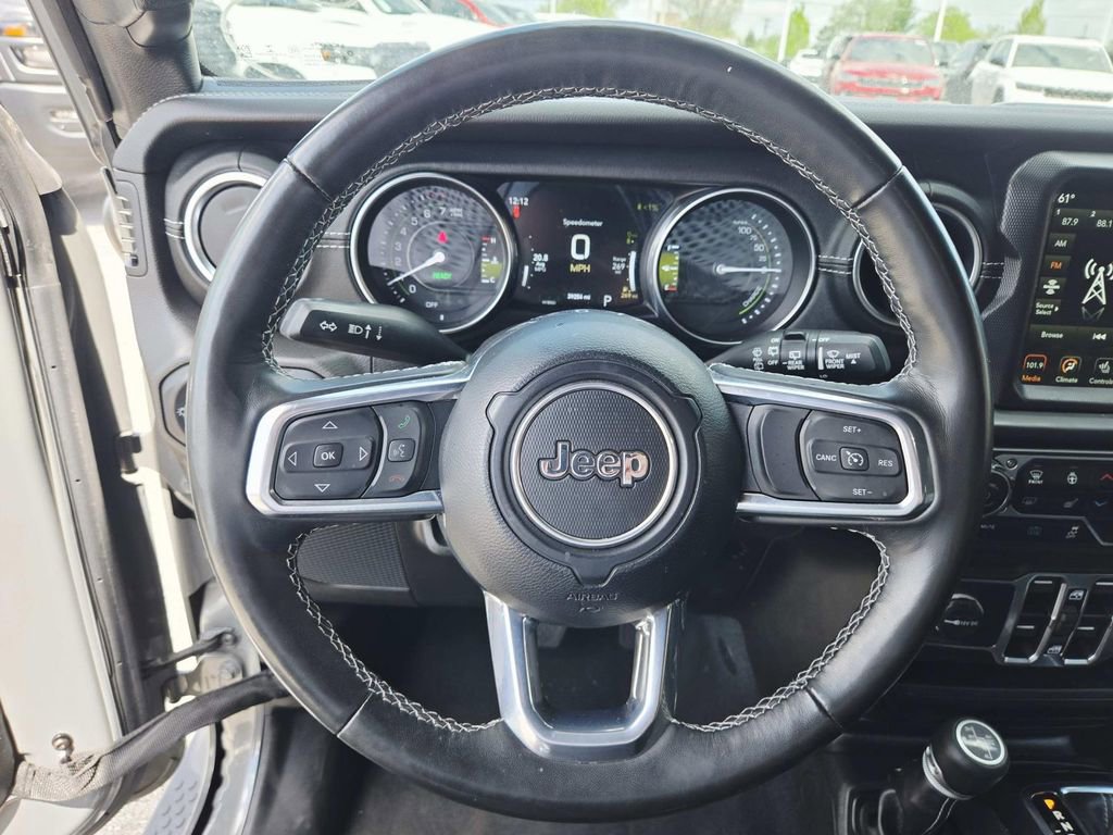 Used 2023 Jeep Wrangler Unlimited Sahara w/ Cold Weather Group AWD/4WD image 26