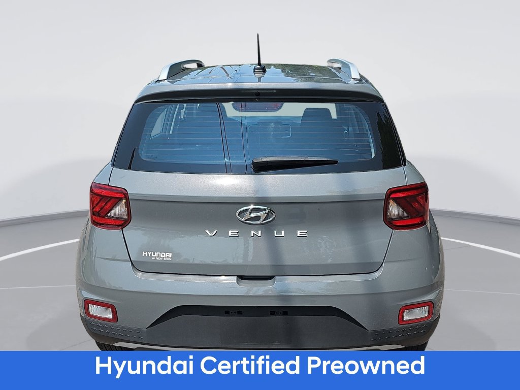 Certified 2023 Hyundai Venue SEL FWD image 6