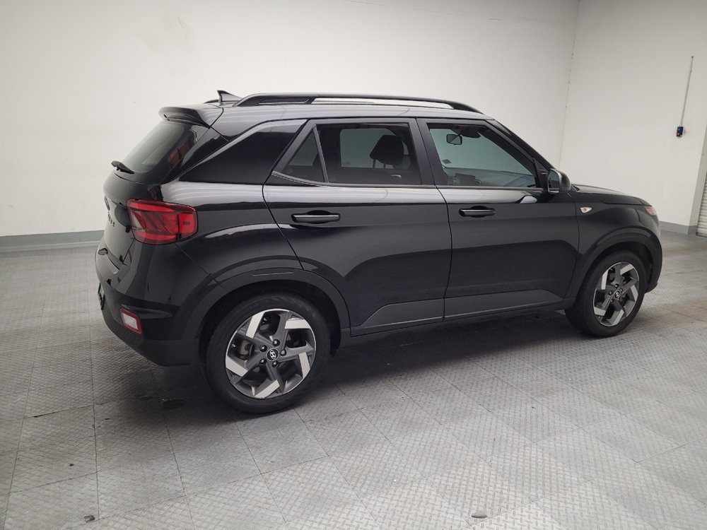 Used 2021 Hyundai Venue SEL w/ Cargo Package FWD image 10