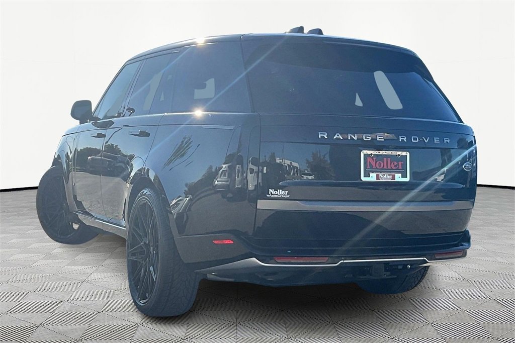 Used 2022 Land Rover Range Rover SE image 13