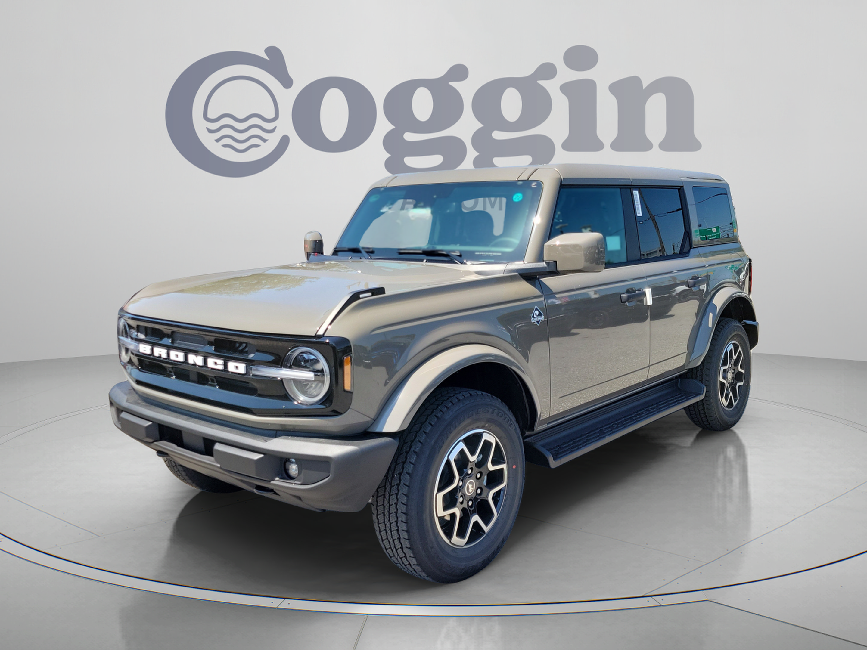 New 2026 Ford Bronco Outer Banks AWD/4WD image 1