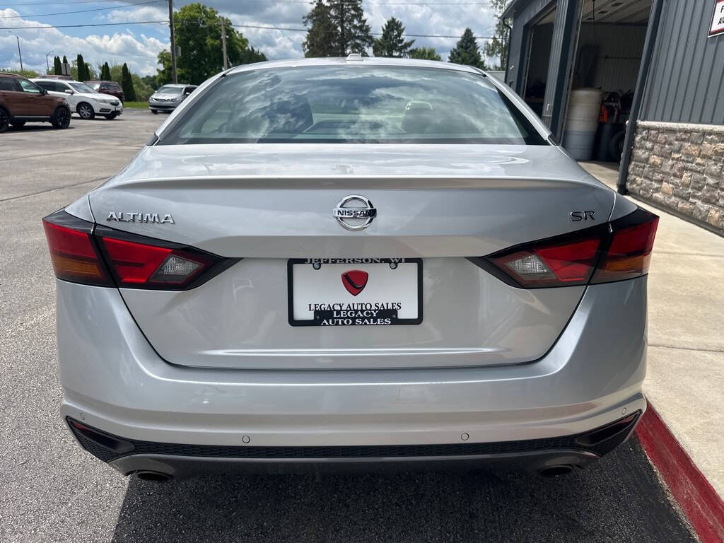 Used 2020 Nissan Altima 2.5 SR FWD image 4