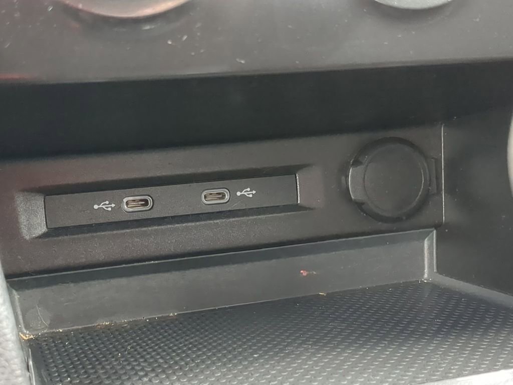 Used 2022 Volkswagen Tiguan S image 22