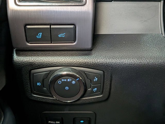 Used 2019 Ford Expedition Platinum AWD/4WD image 17