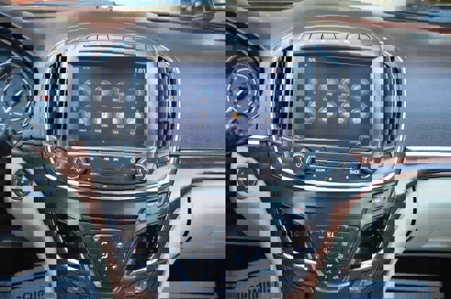 Used 2016 Buick Regal Premium w/ Driver Confidence Package #1 FWD image 21