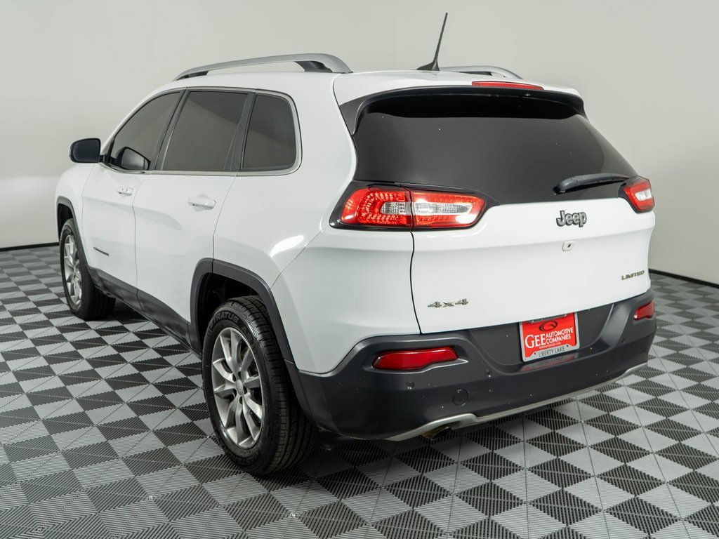 Used 2018 Jeep Cherokee Limited image 4