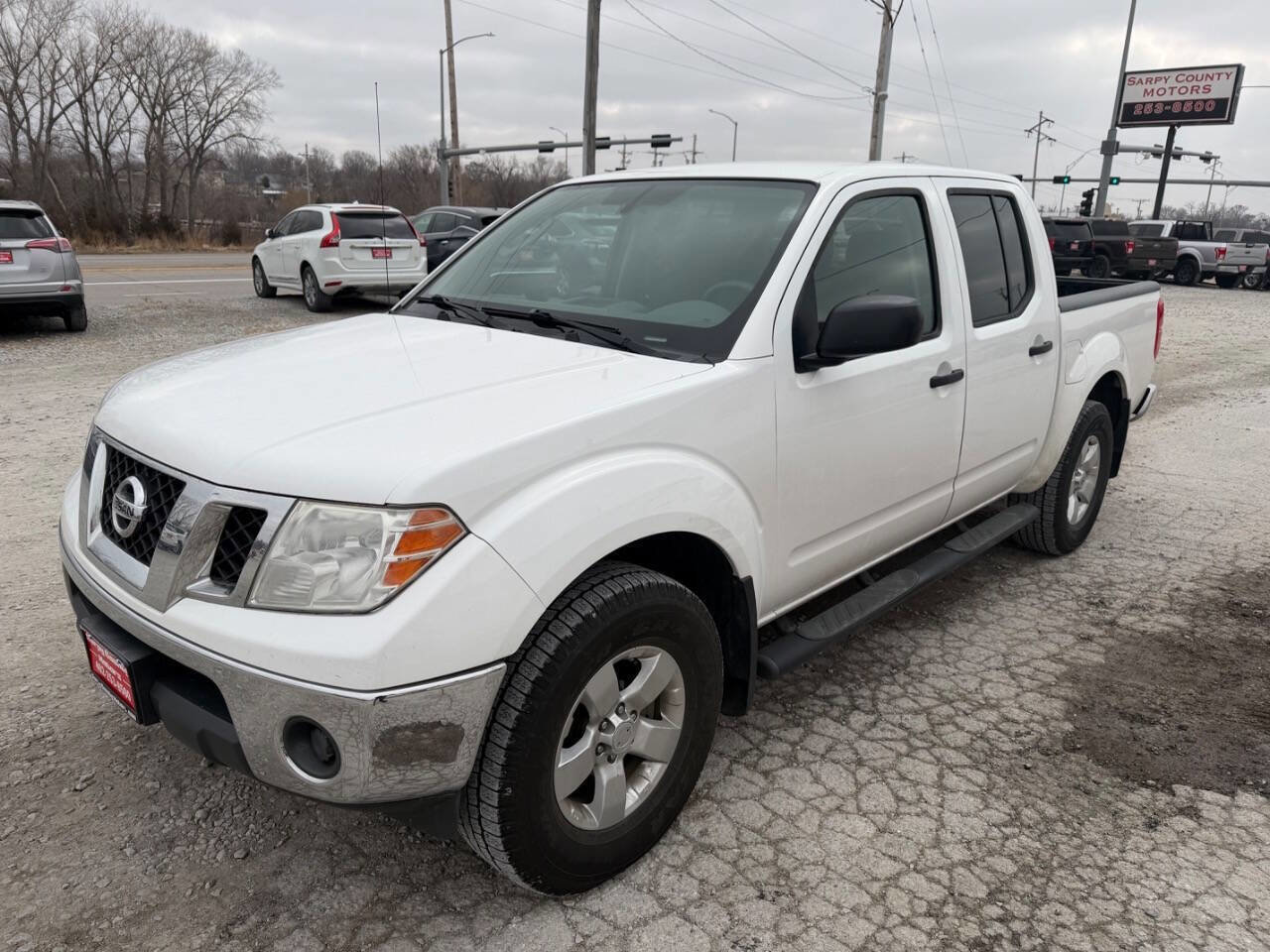 Used 2010 Nissan Frontier SE image 7