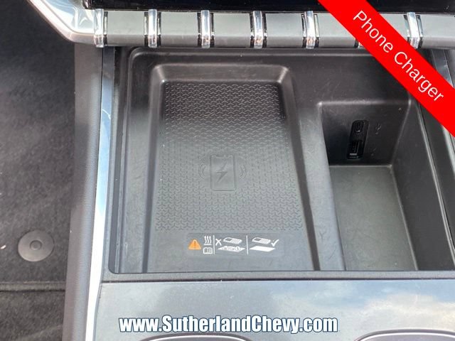 Used 2025 GMC Acadia Elevation FWD image 35