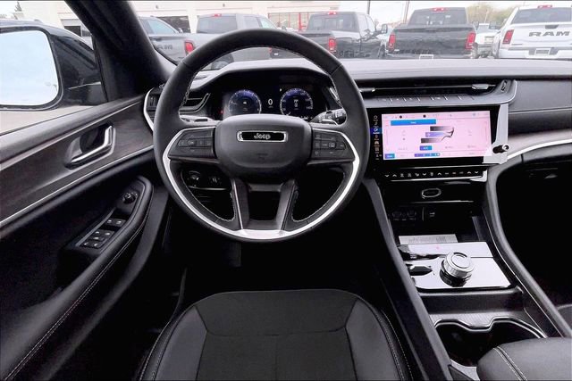 New 2026 Jeep Grand Cherokee L 4WD image 16