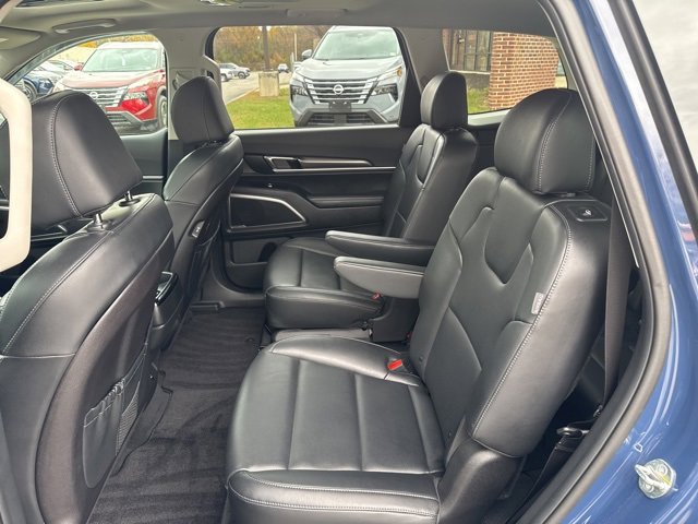 Used 2025 Kia Telluride S image 59