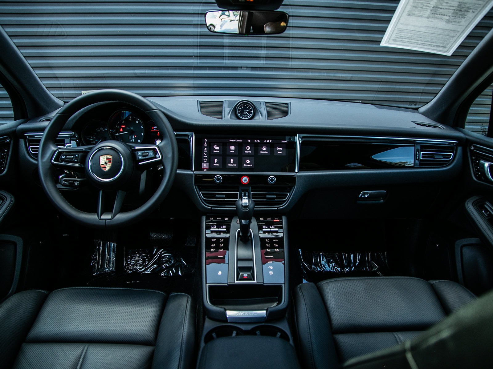 Certified 2026 Porsche Macan AWD/4WD image 13
