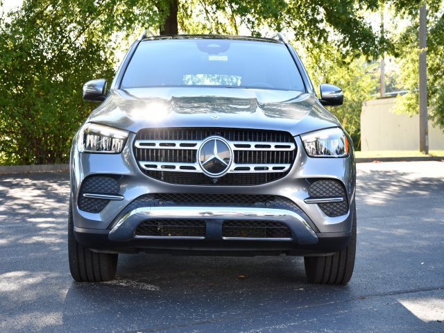 Used 2025 Mercedes-Benz GLE 350 4MATIC image 2